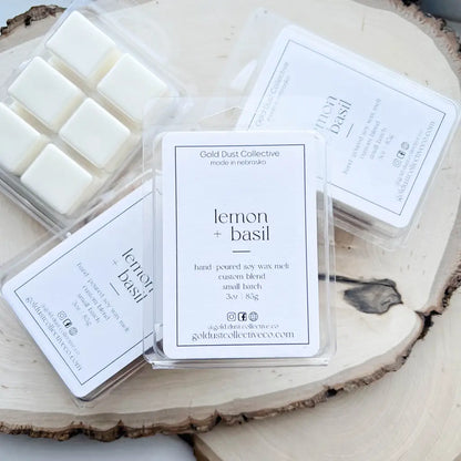 Lemon + Basil Soy Wax Melt Zesty lemon, enhanced by lively hints of citrus and the invigorating aroma of freshly chopped basil. Note Profile: Aromatic + Citrus Basil, Lemon, Bergamot