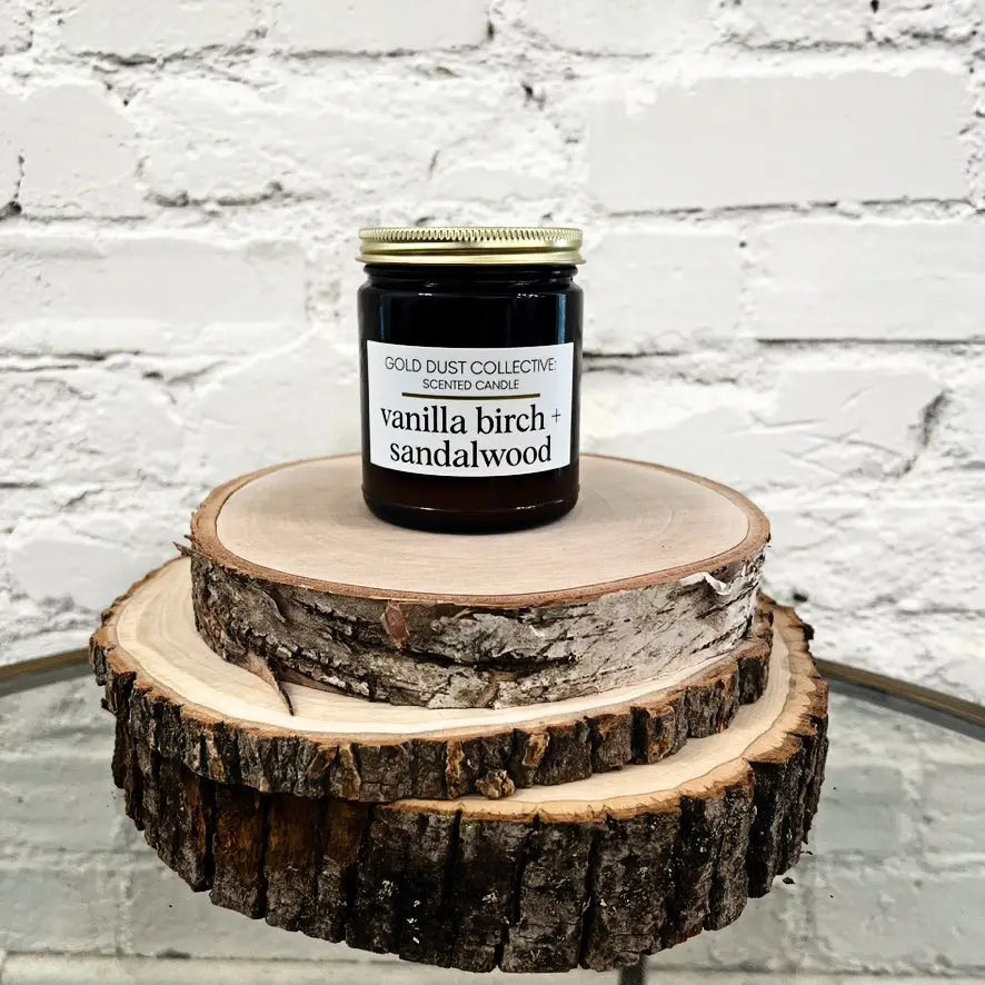 Vanilla Birch + Sandalwood Scented Candle - Note Profile: Aromatic + Woody
Birch, Vanilla, Sandalwood, Leather